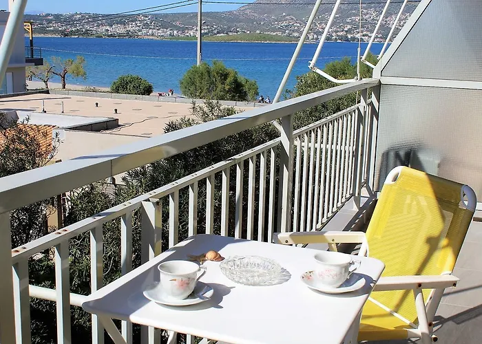 Apartment Sea View In Front Of The Beach Of Agia Marina
